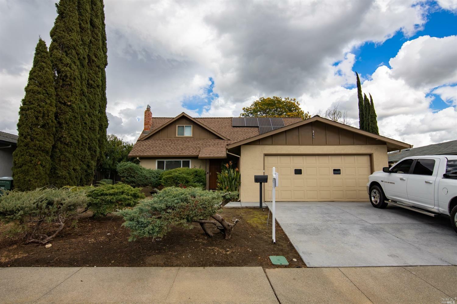 Property Photo:  315 Spindrift  CA 95687 