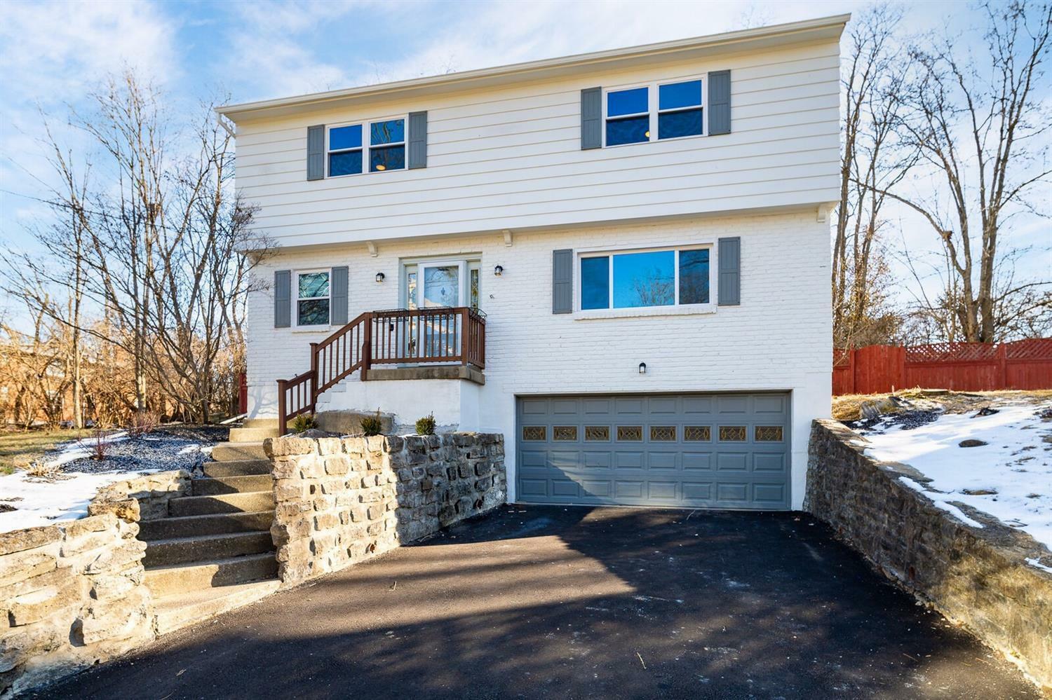 Property Photo: 7800 Hosbrook Rd OH 45243
