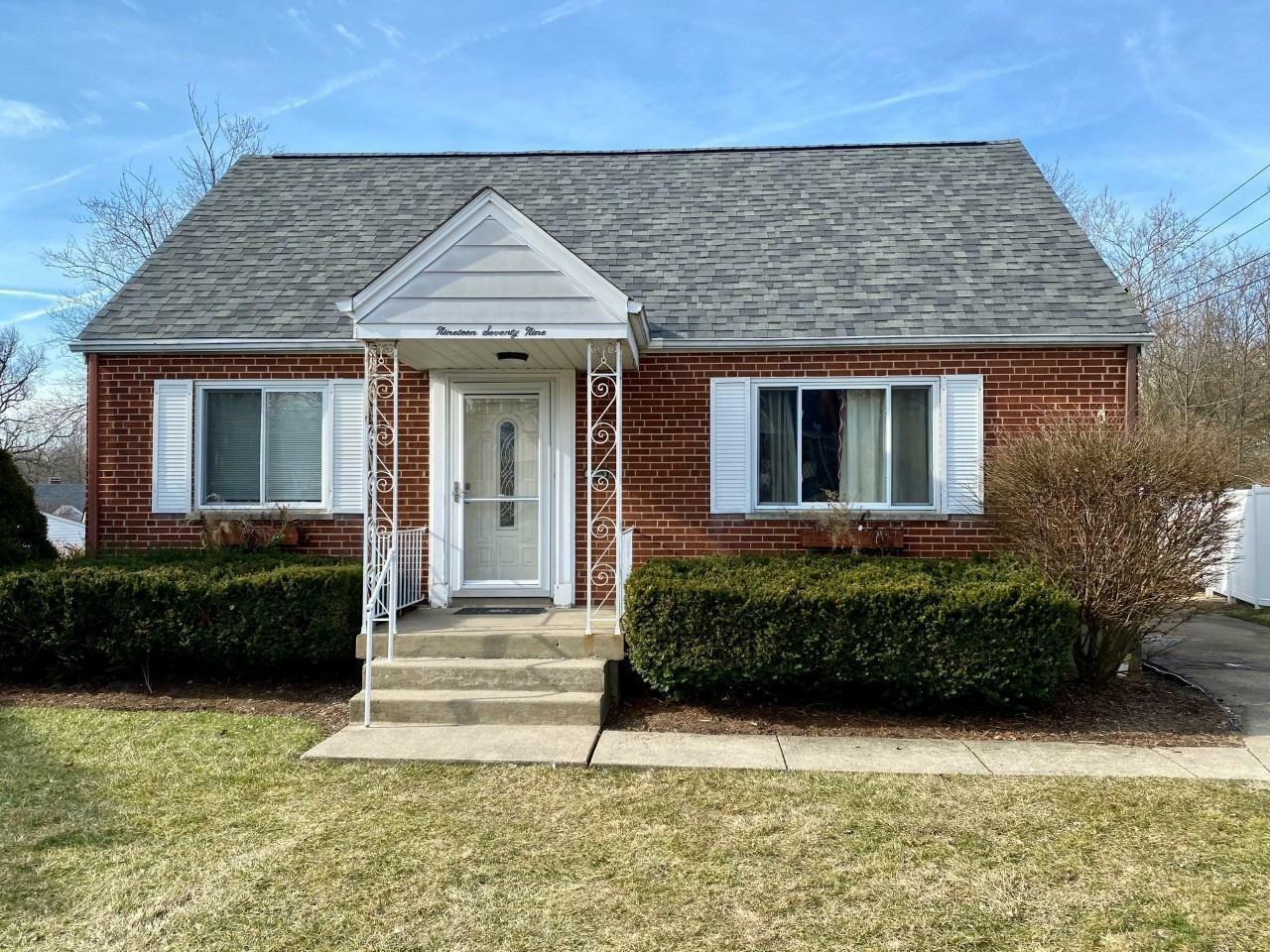 Property Photo: 1979 N Lynndale Ave OH 45231