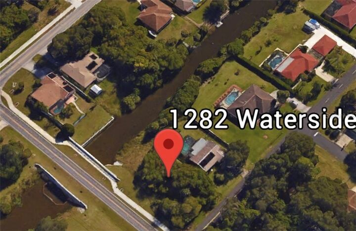 Property Photo:  1282 Waterside Street  FL 33952 