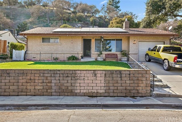 Property Photo:  811 Olive Street  CA 93446 