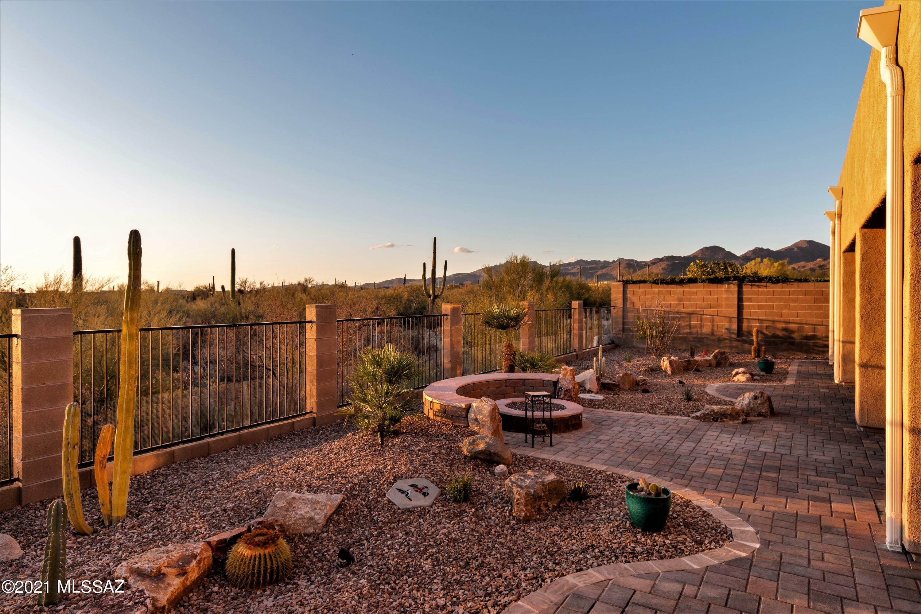 Property Photo:  12375 N Golden Mirror Drive  AZ 85658 