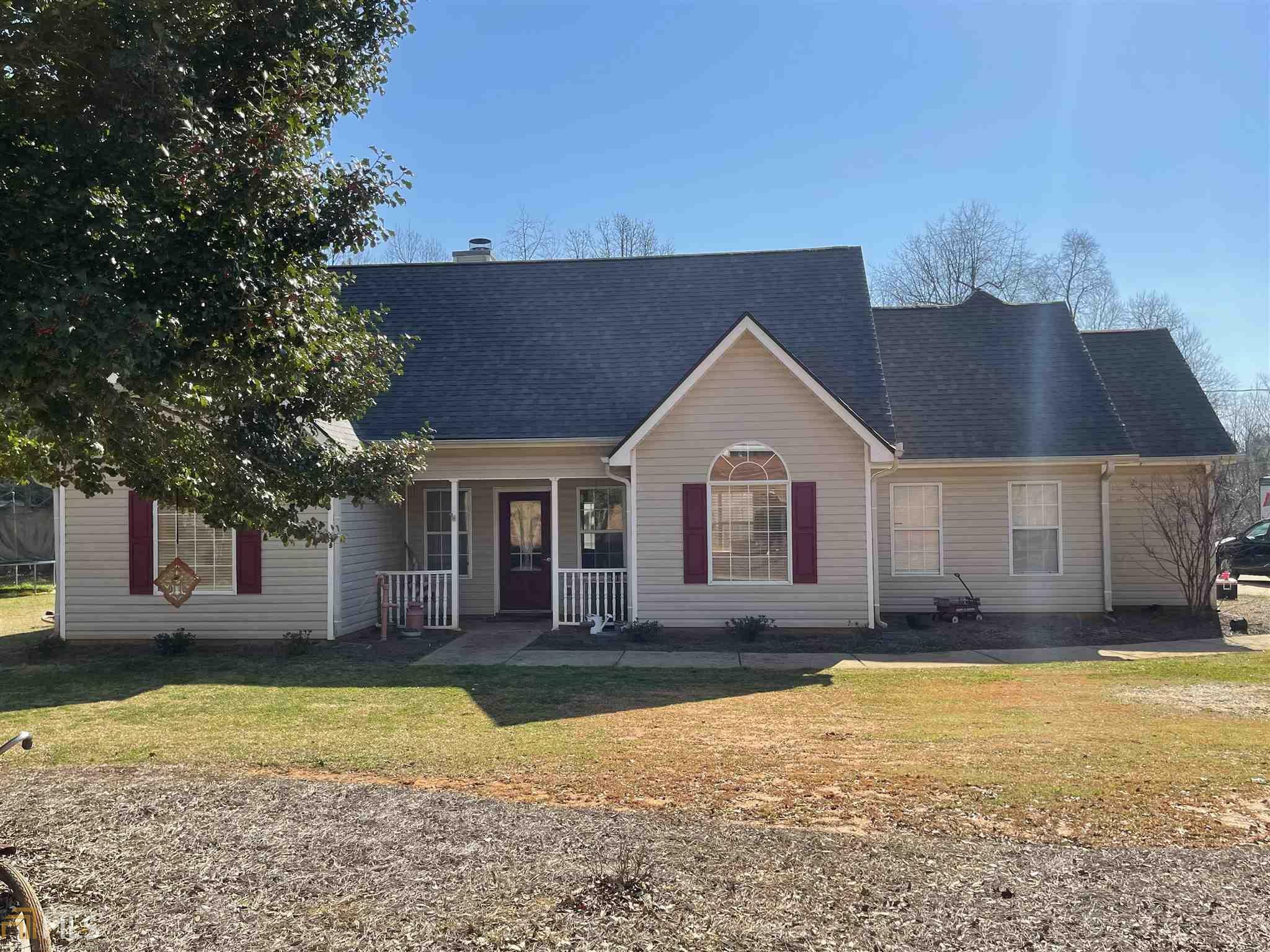 Property Photo: 6132 Highway 81 GA 30252