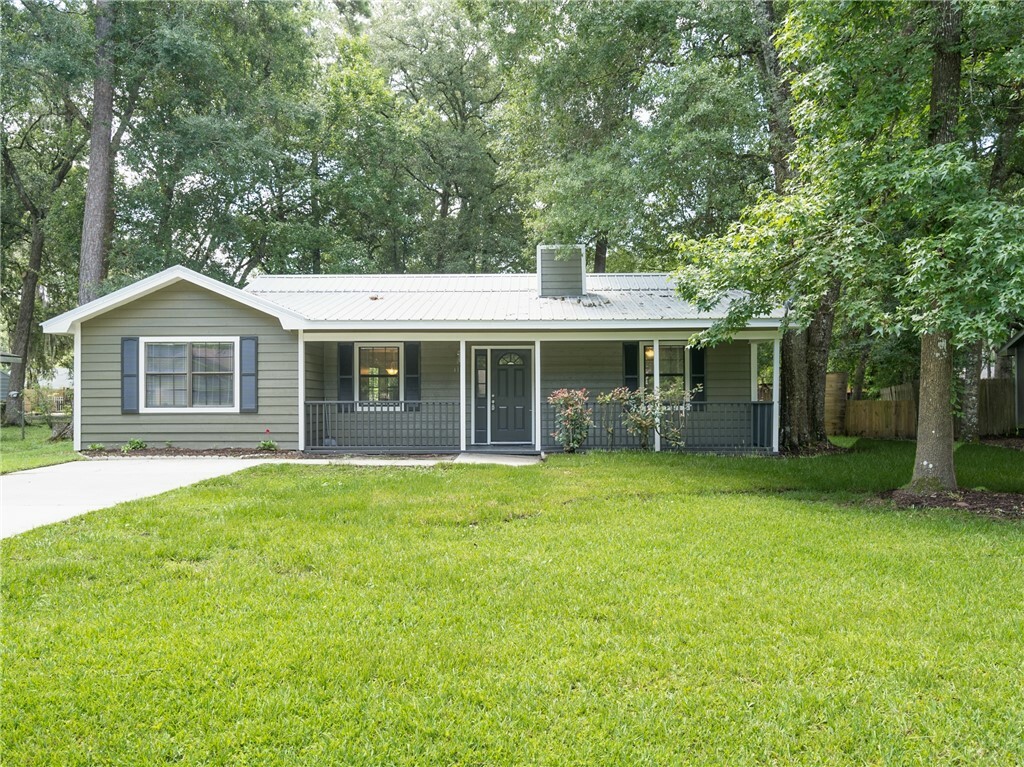 Property Photo:  110 Windtree Lane  GA 31548 