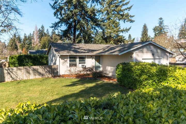 Property Photo: 111 128th Street Ct E WA 98445