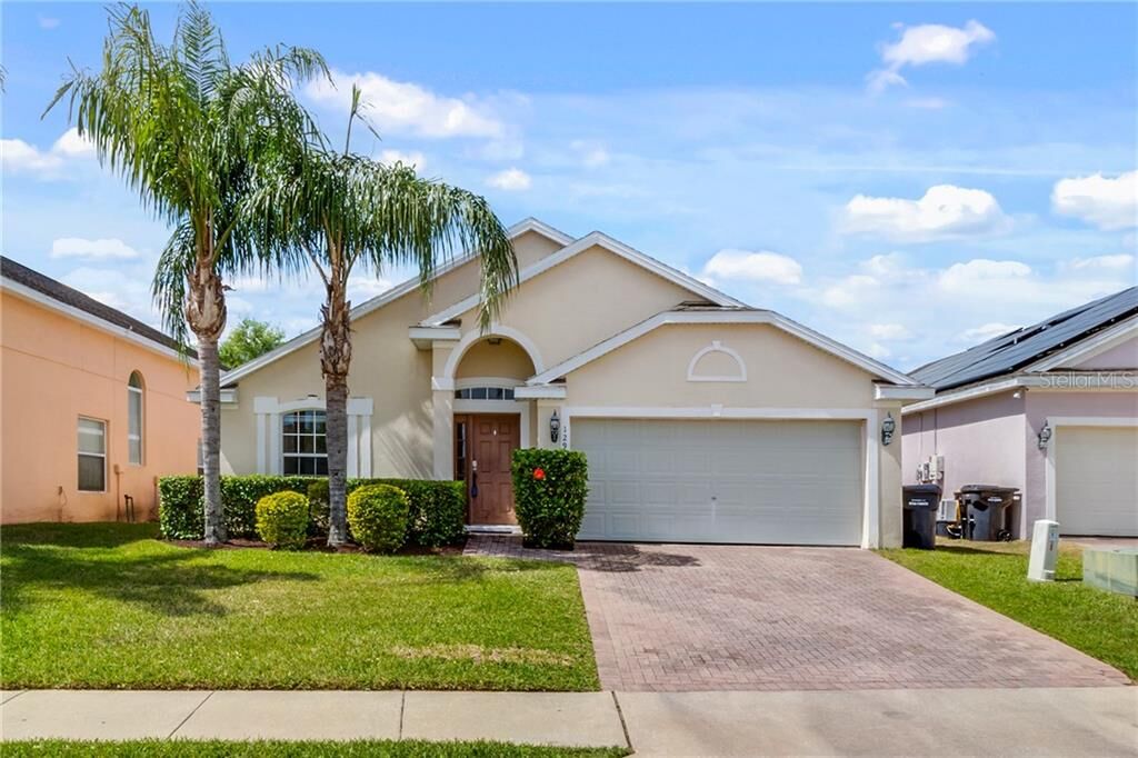 Property Photo: 129 Victory Avenue FL 33837