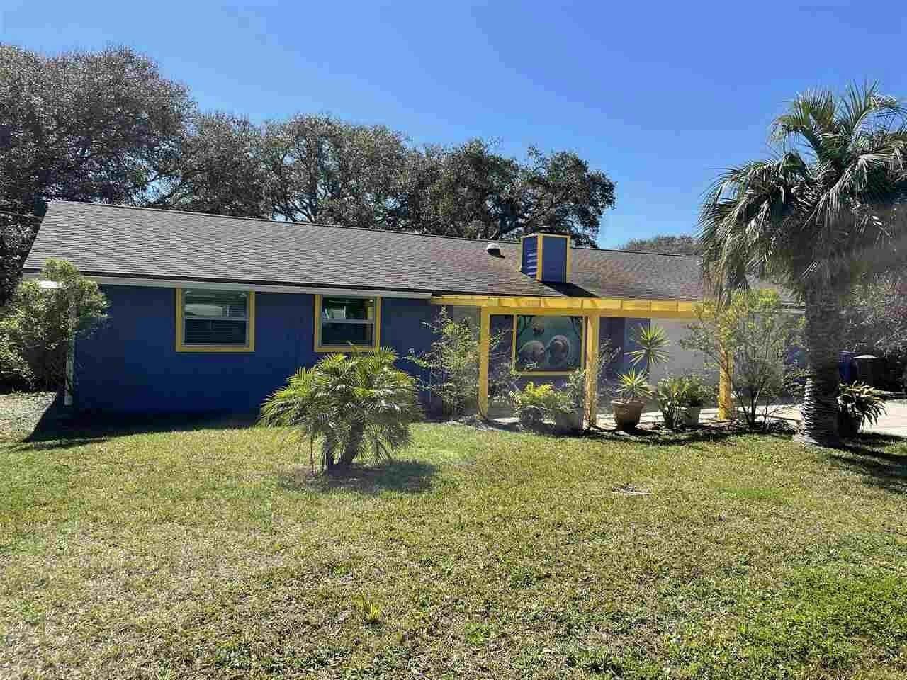 Property Photo:  305 Third Street  FL 32084 