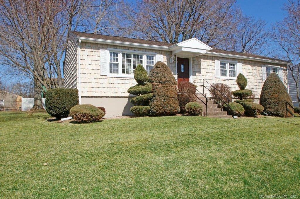 Property Photo:  99 Sebec Street  CT 06517 