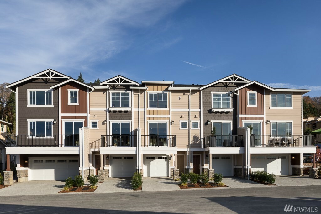 Property Photo: 22328 88th Wy S L5 WA 98031
