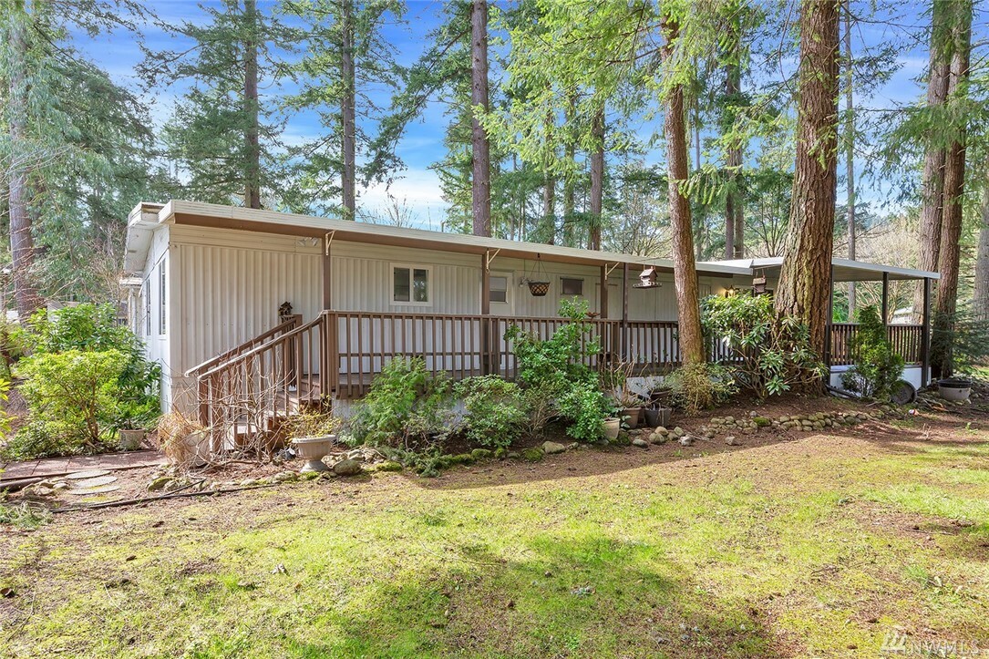 Property Photo:  18425 NE 95th St 9  WA 98052 