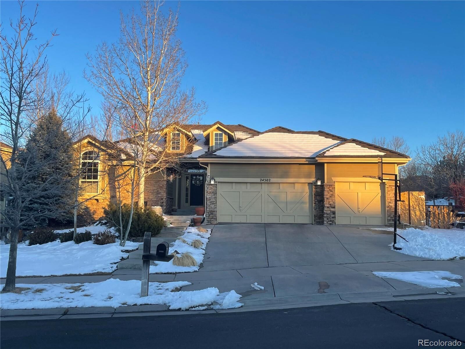 Property Photo:  24502 E Easter Place  CO 80016 