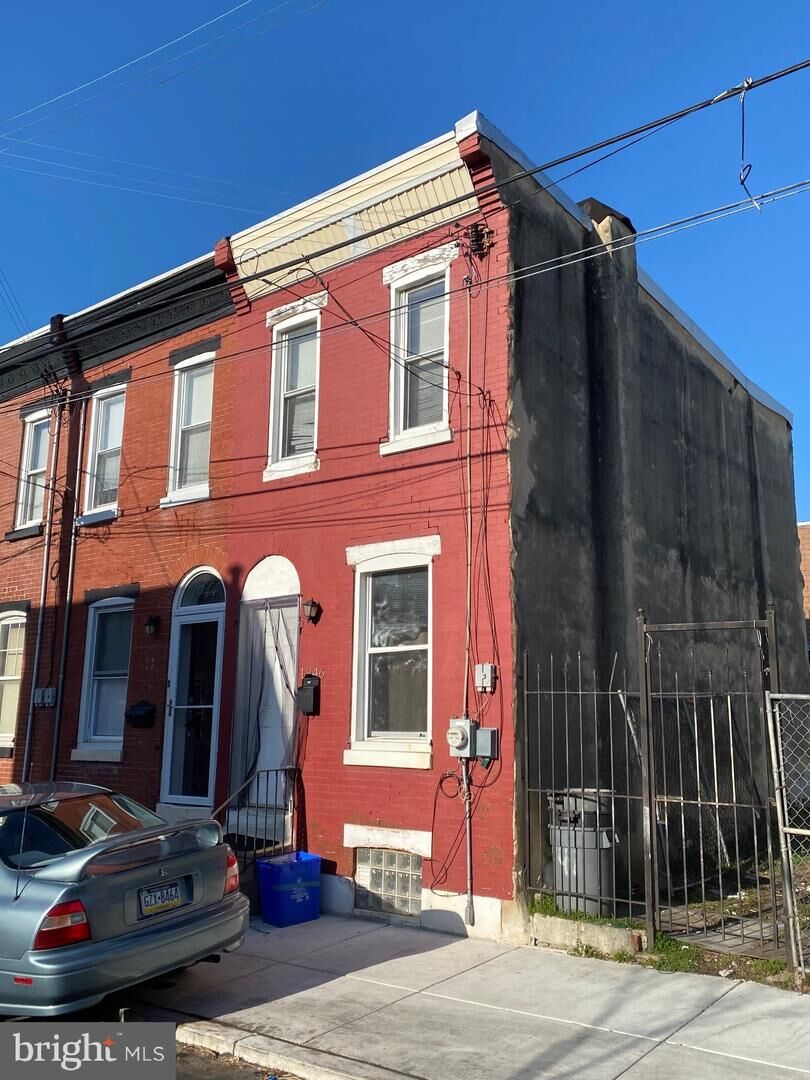 Property Photo:  1946 N Mutter Street  PA 19122 