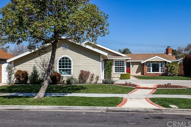 Property Photo:  2641 Saint Albans Drive  CA 90720 