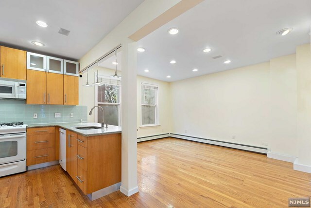 Property Photo:  137 Park Avenue 2  NJ 07030 