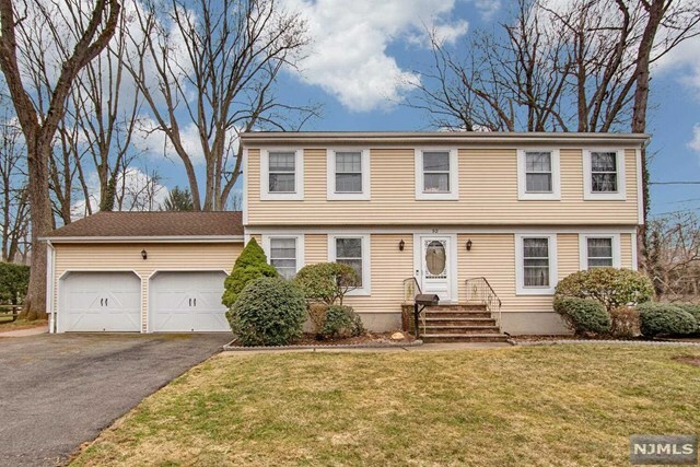 Property Photo:  52 Franklin Street  NJ 07641 