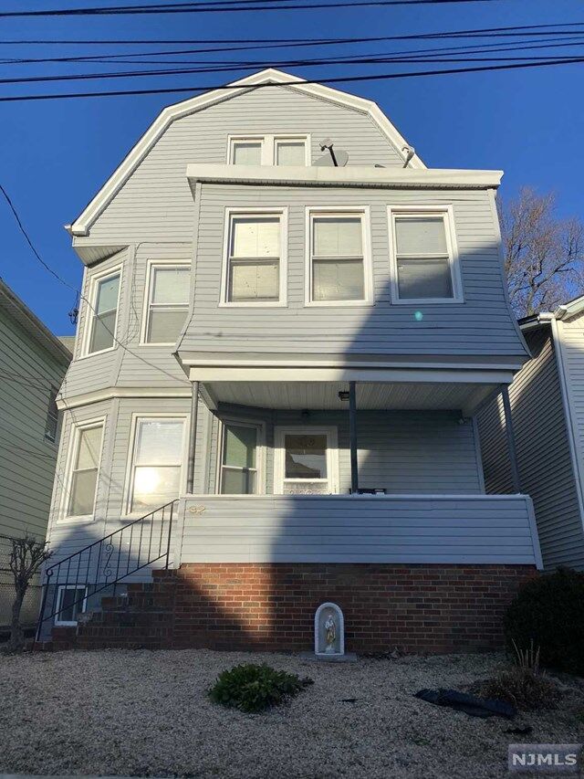 Property Photo:  32 Harding Avenue 3  NJ 07031 