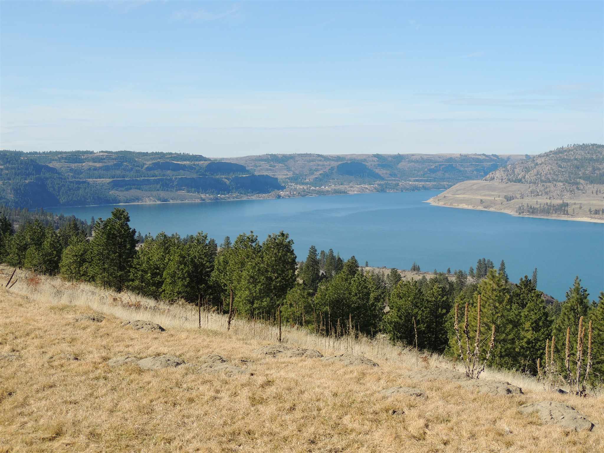 Property Photo:  42055 Rocky Top Dr N  WA 99122 