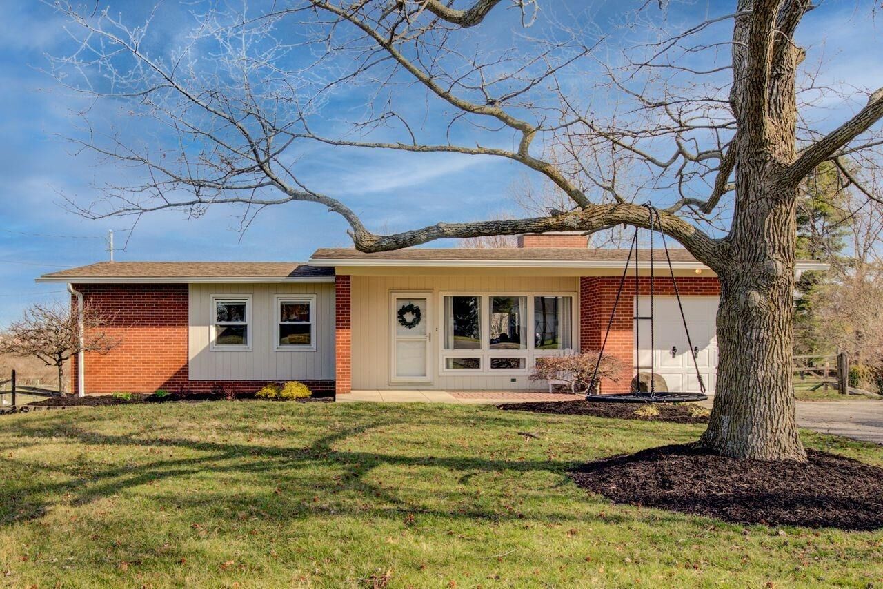 Property Photo: 380 Macready Ave OH 45050