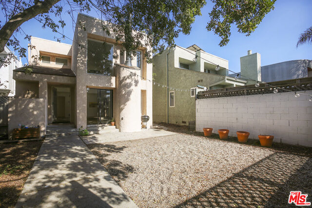 2408   Pacific Ave  Venice CA 90291 photo