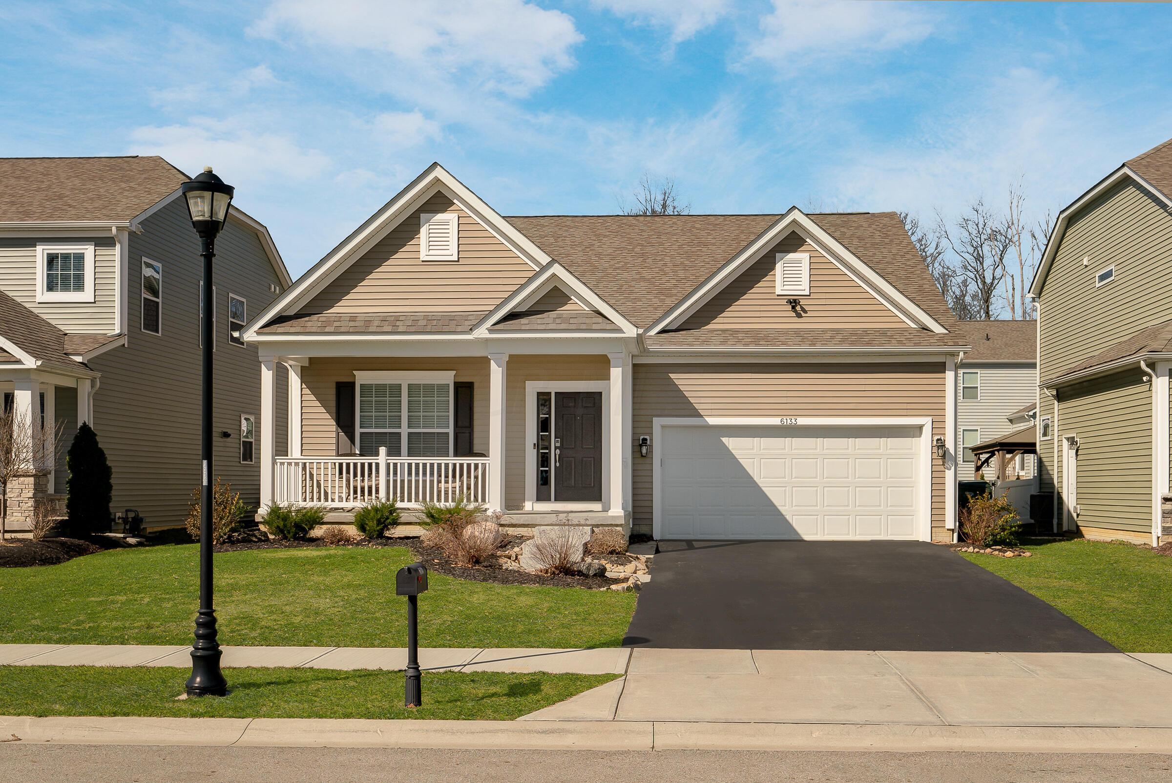 Property Photo: 6133 Bradwood Drive OH 43081