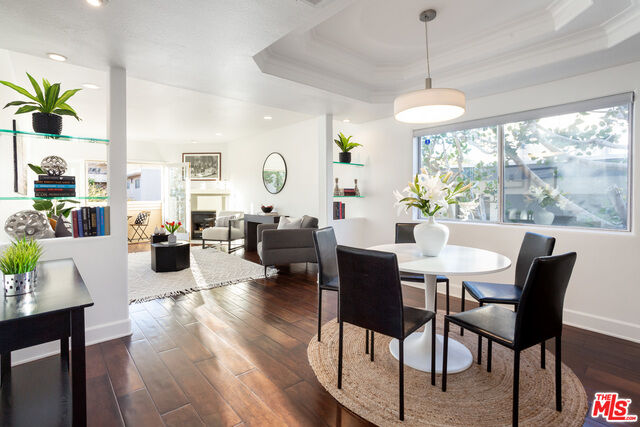 Property Photo: 11756 Kiowa Ave 203 CA 90049
