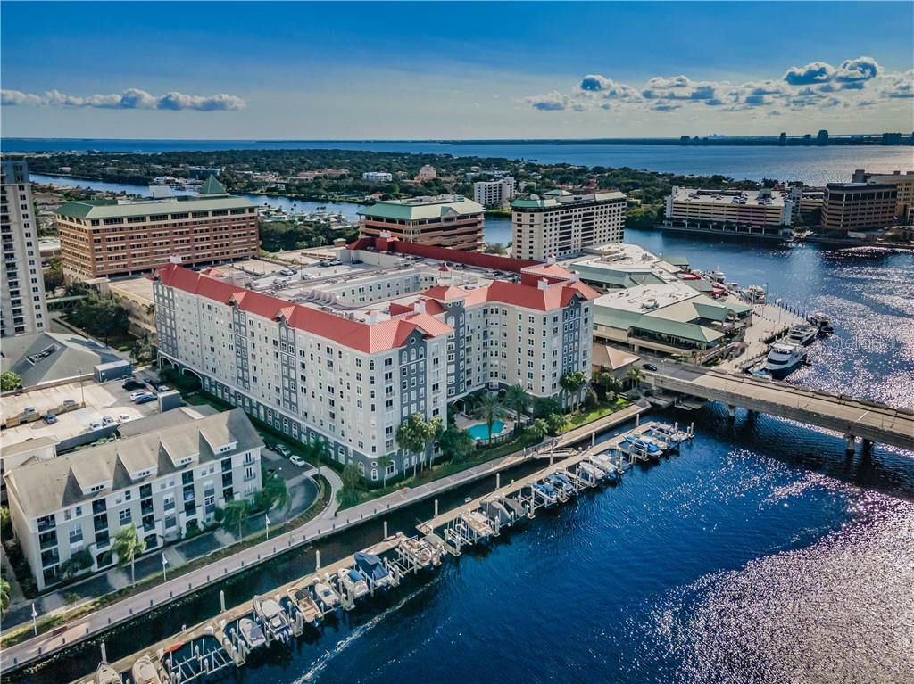 Property Photo:  700 S Harbour Island Boulevard 417  FL 33602 