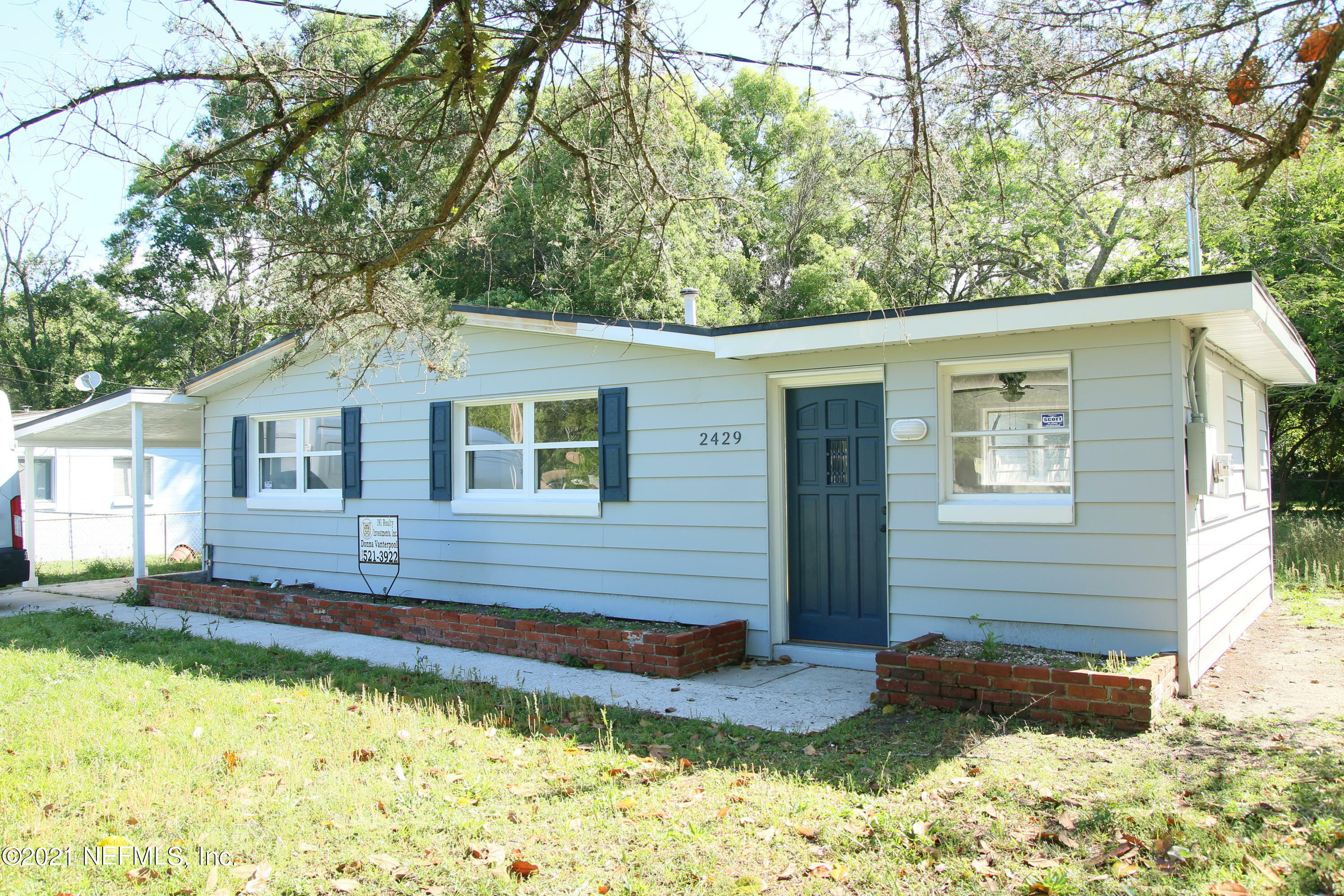 Property Photo:  2429 Miss Muffet Lane W  FL 32210 