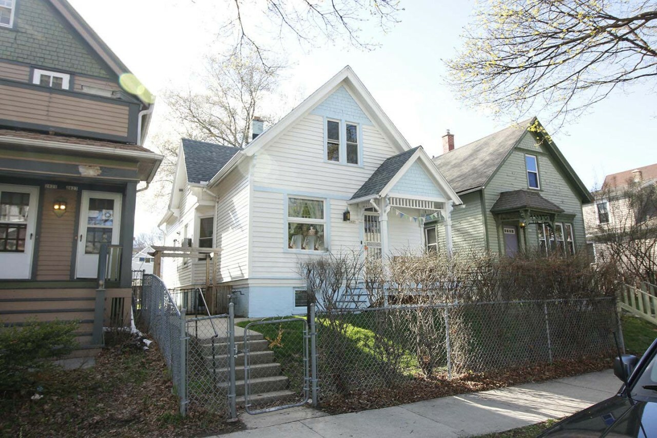 Property Photo: 2827 N Pierce St WI 53212