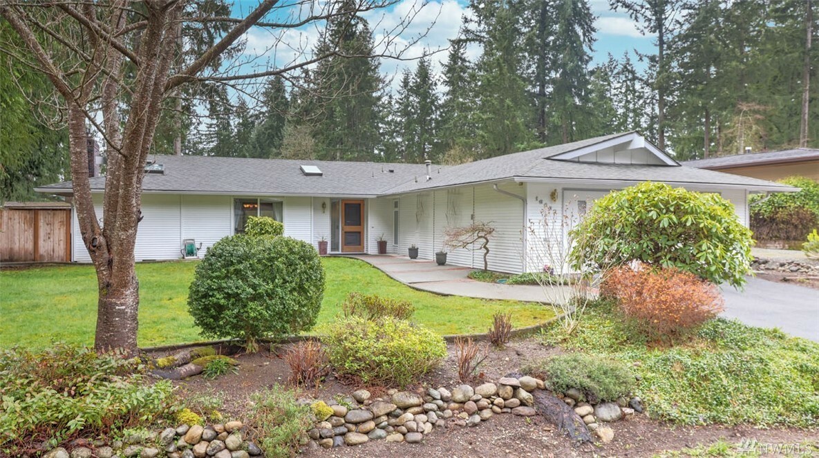 Property Photo:  16433 SE 145th St  WA 98059 