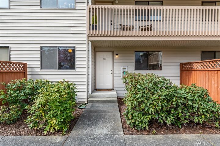 325 NE Kettle St 106  Oak Harbor WA 98277 photo