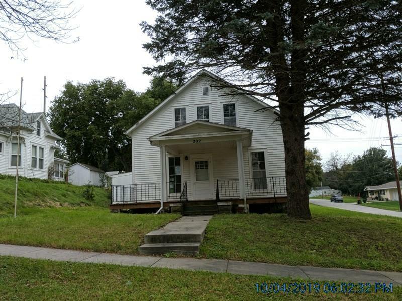 Property Photo:  202 E 4th  Street  IA 51551 