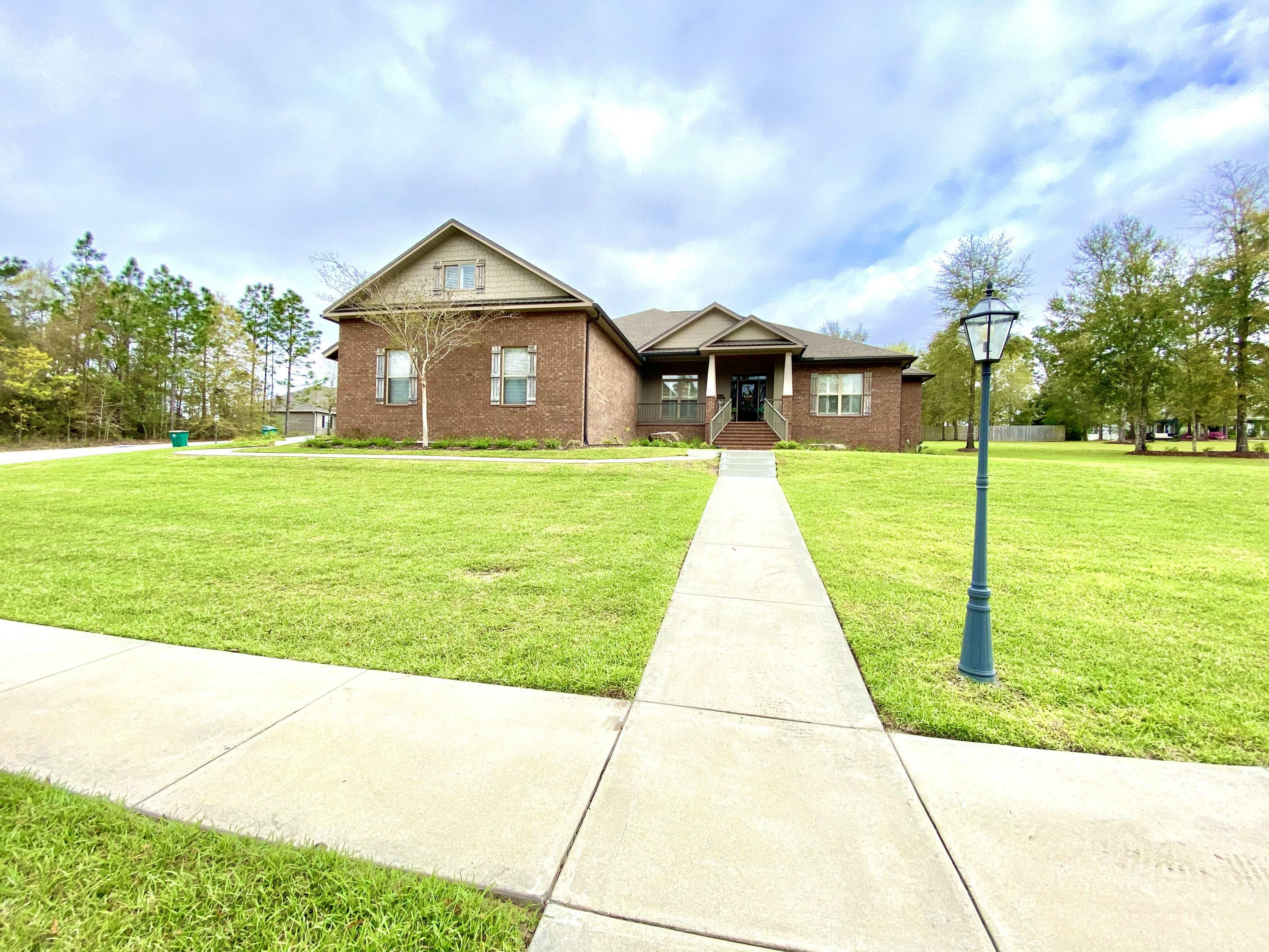 Property Photo:  2441 Hammock Lane  FL 32536 