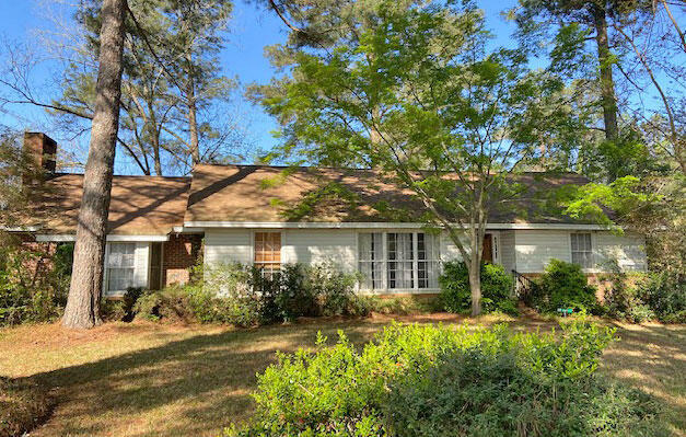 Property Photo:  817 Howard Road  MS 39759 