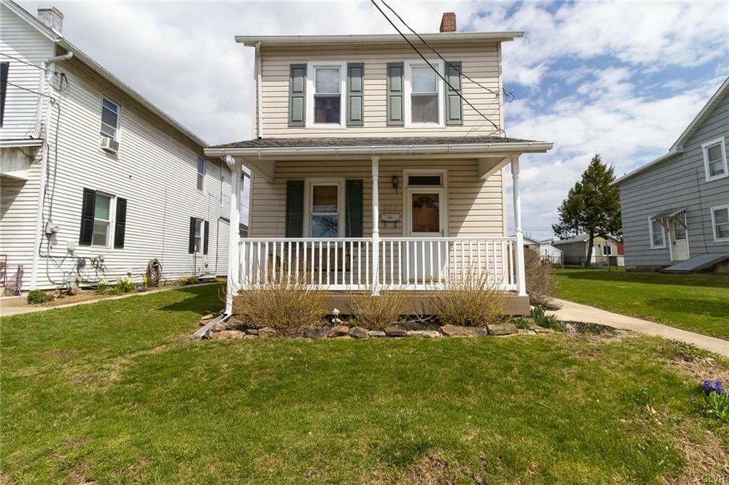 Property Photo:  813 Lincoln Avenue  PA 18067 