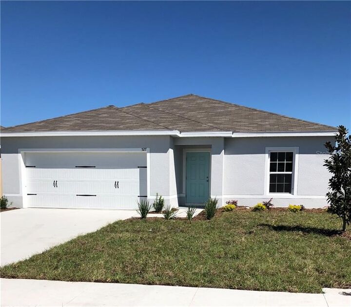 Property Photo:  
