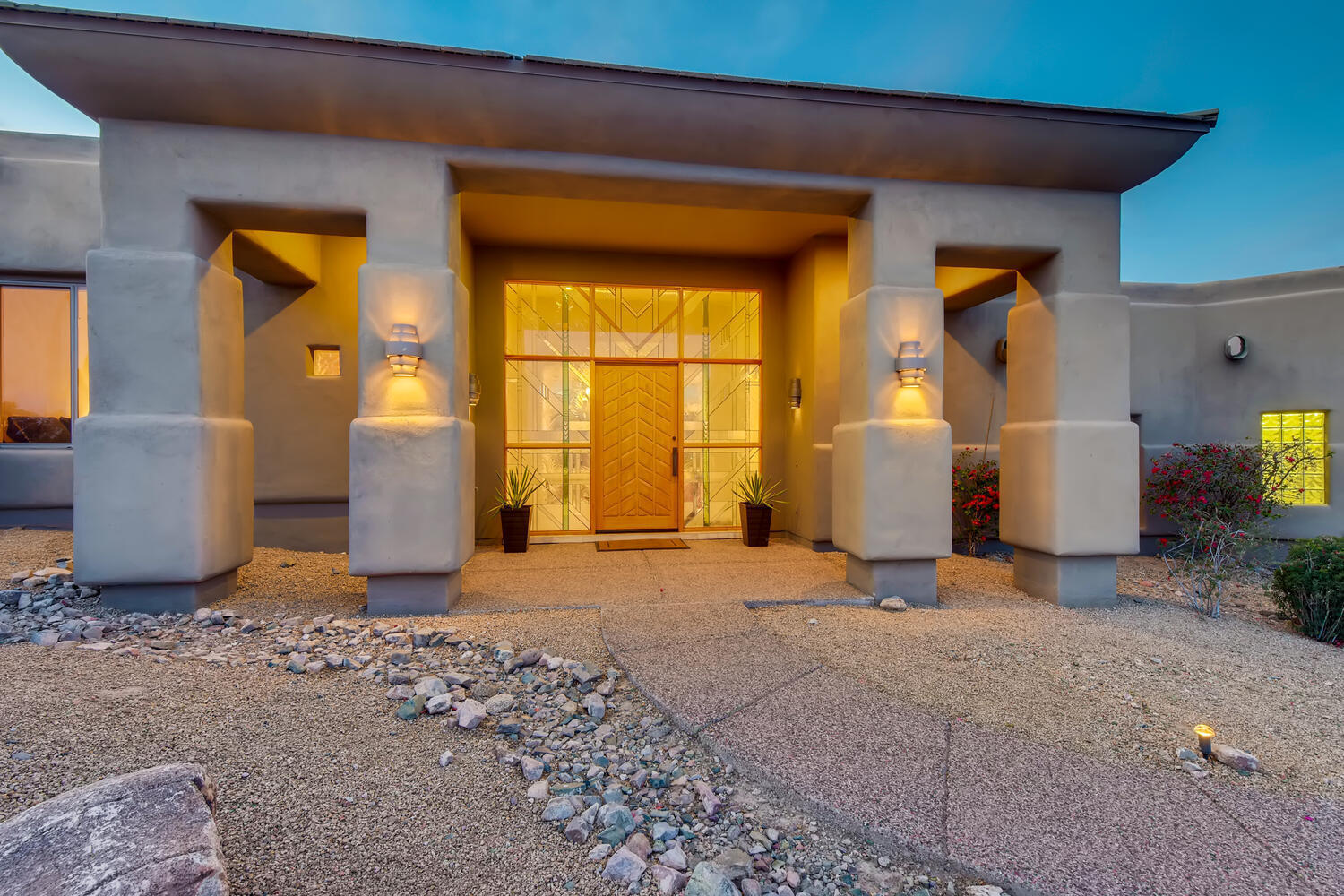 Property Photo: 15730 E Eagle Crest Road AZ 85268