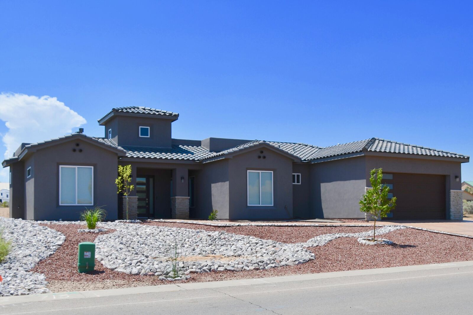 Property Photo: 713 10th Street NE NM 87124