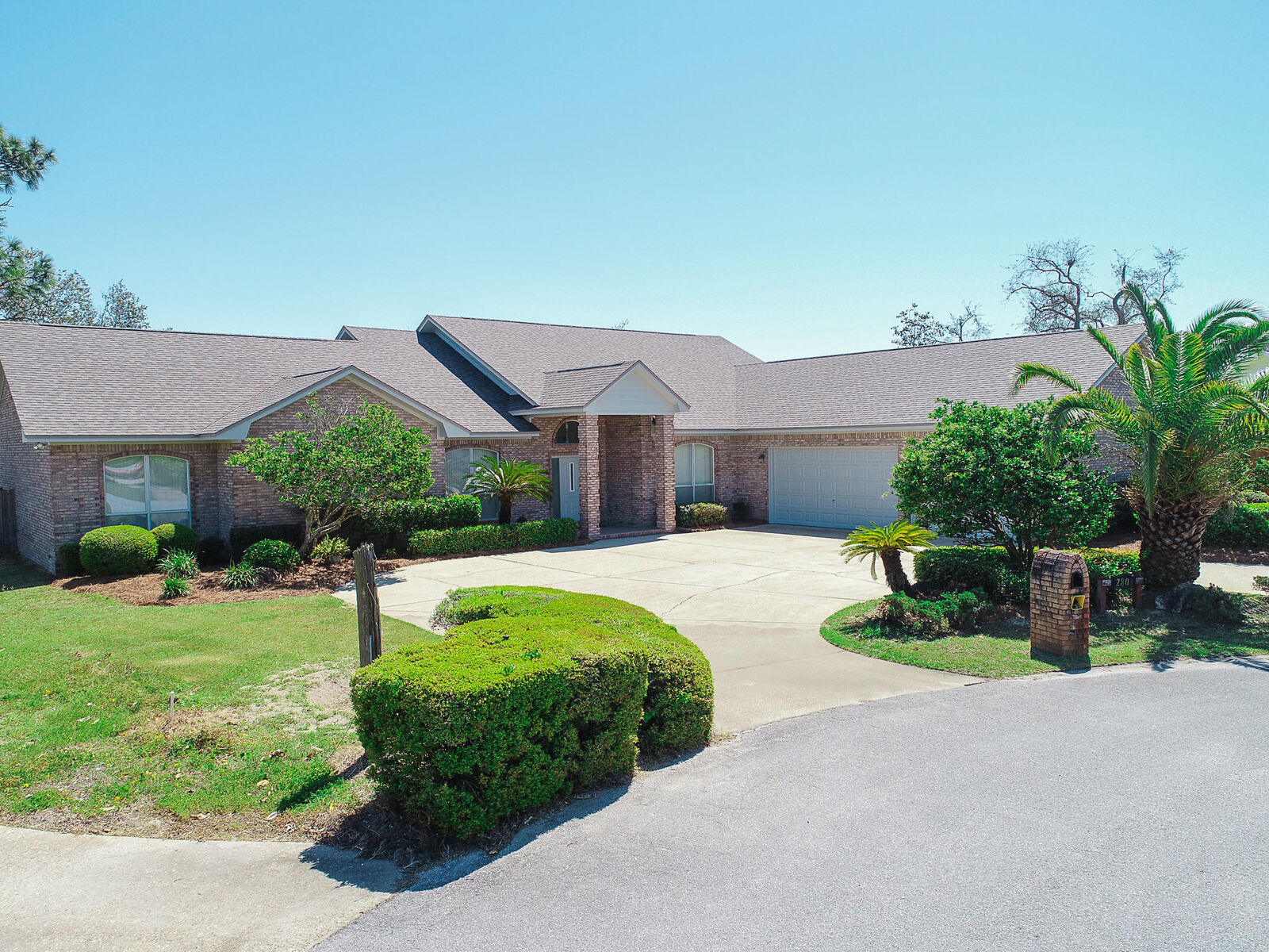 Property Photo: 2808 Longleaf Road FL 32405