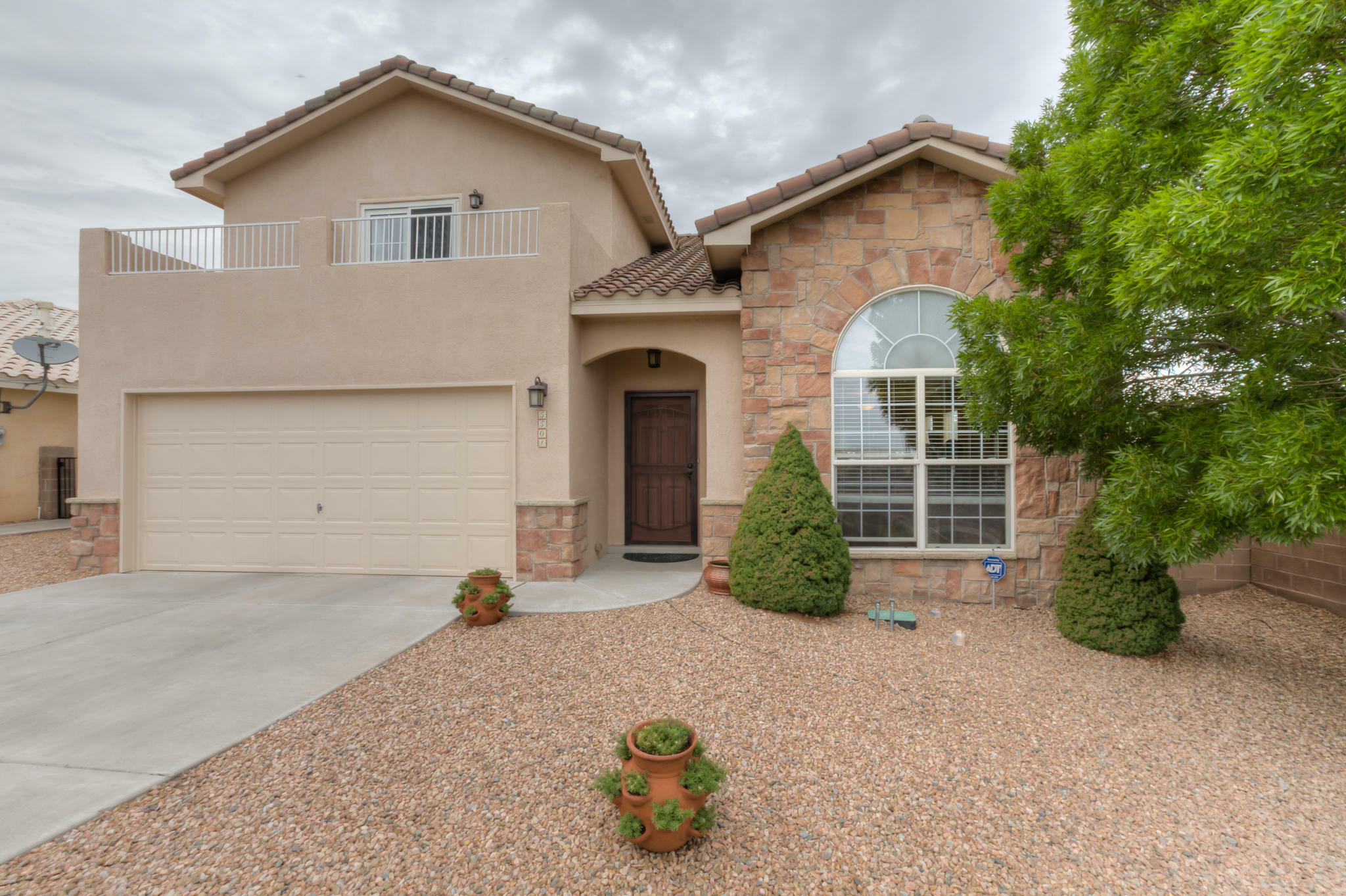 Property Photo: 5501 Catalonia Court NW NM 87114
