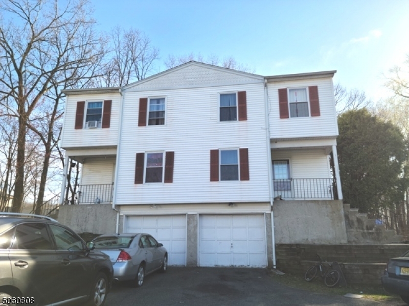 Property Photo:  1 Marc Ct  NJ 07857 