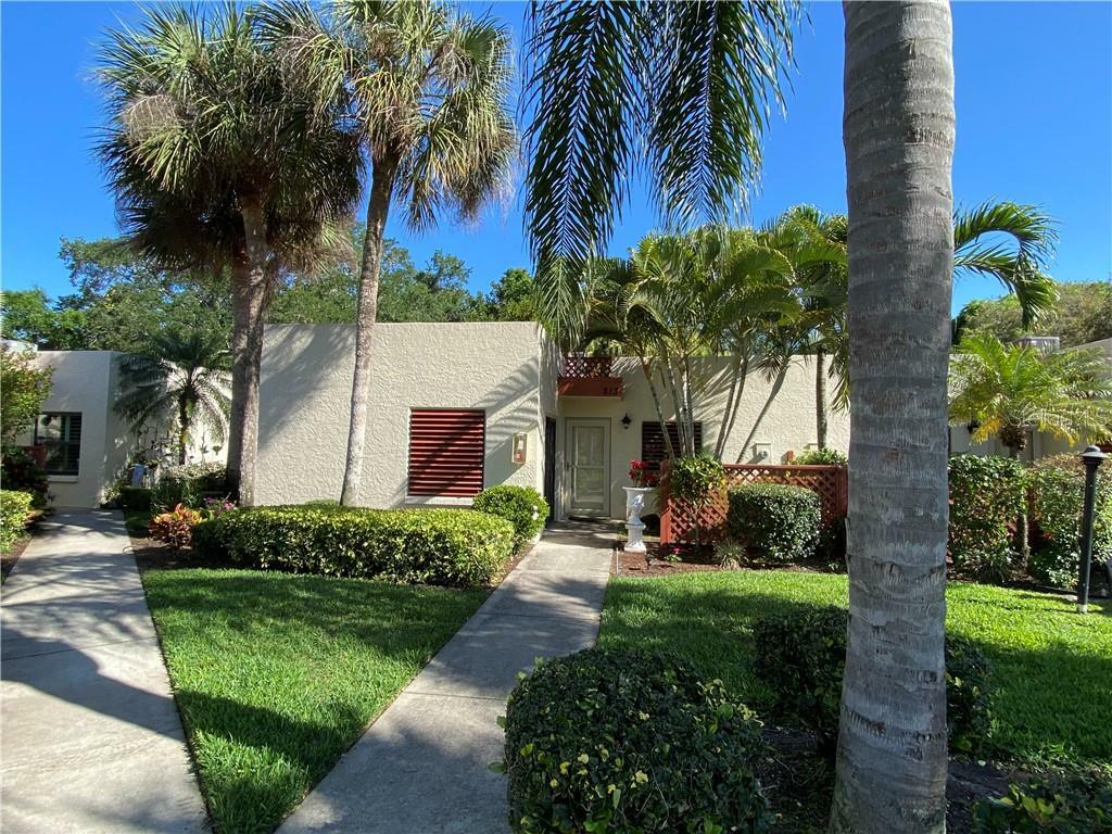 Property Photo: 813 Spring Lakes Boulevard 813 FL 34210