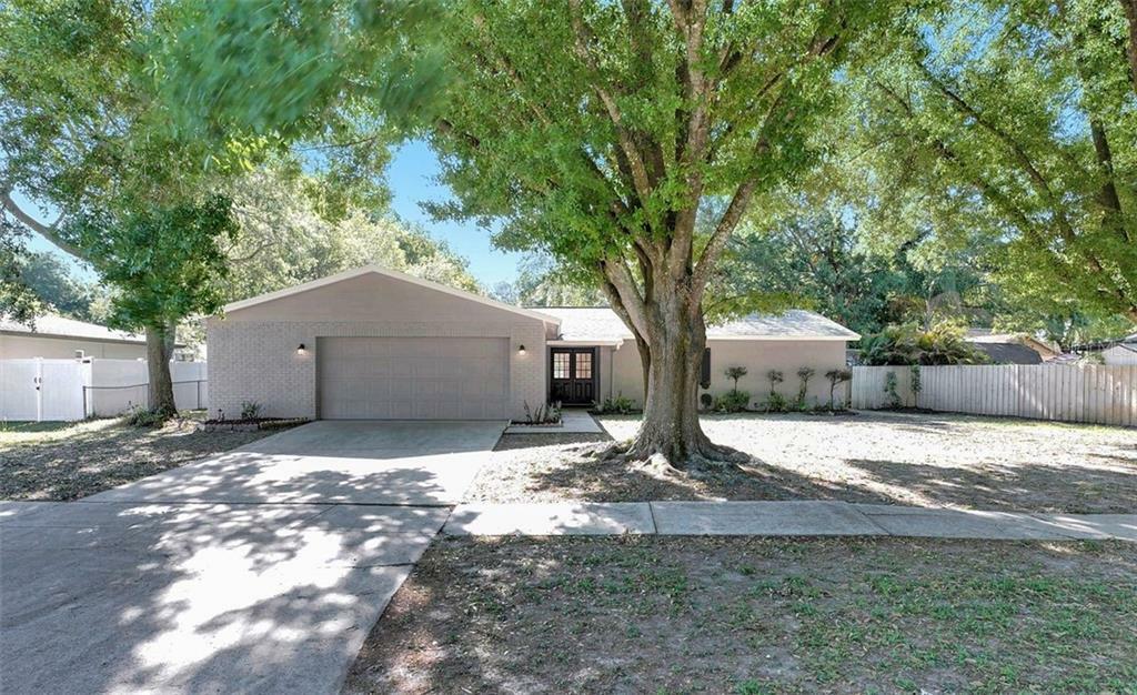 Property Photo:  1226 Foggy Ridge Parkway  FL 33559 