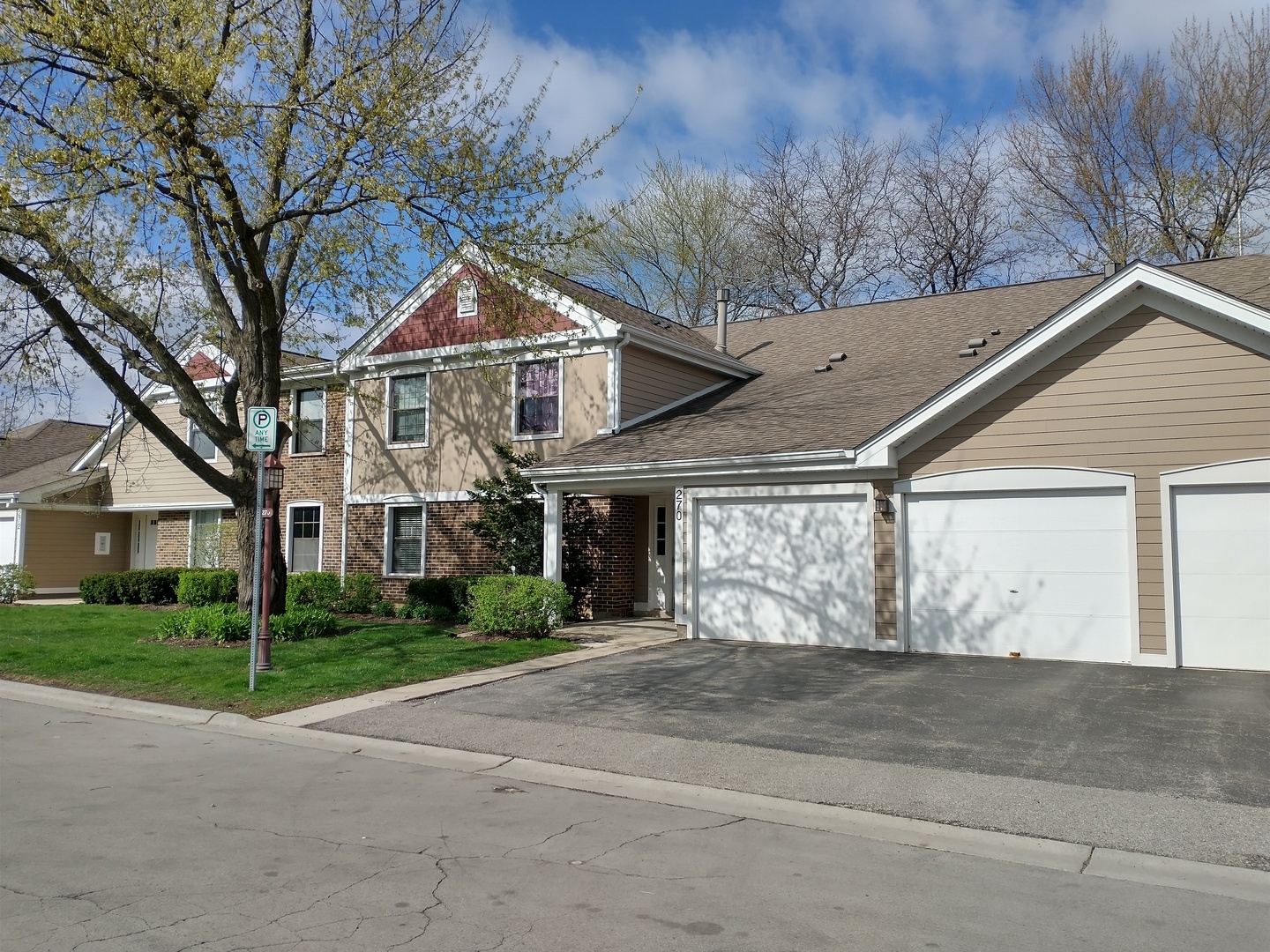 Property Photo:  270 Middlebury Court D1  IL 60193 