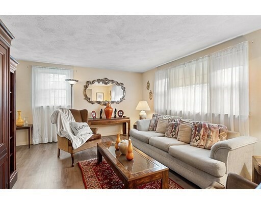 Property Photo: 40 Vine St R MA 02368