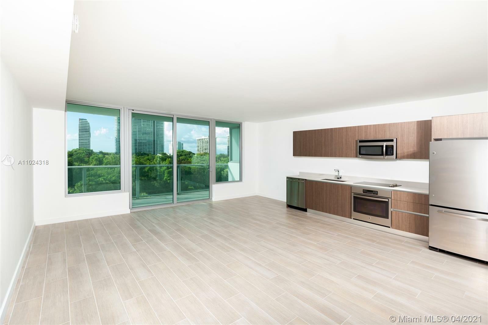 Property Photo:  1600 SW 1st Ave 611  FL 33129 