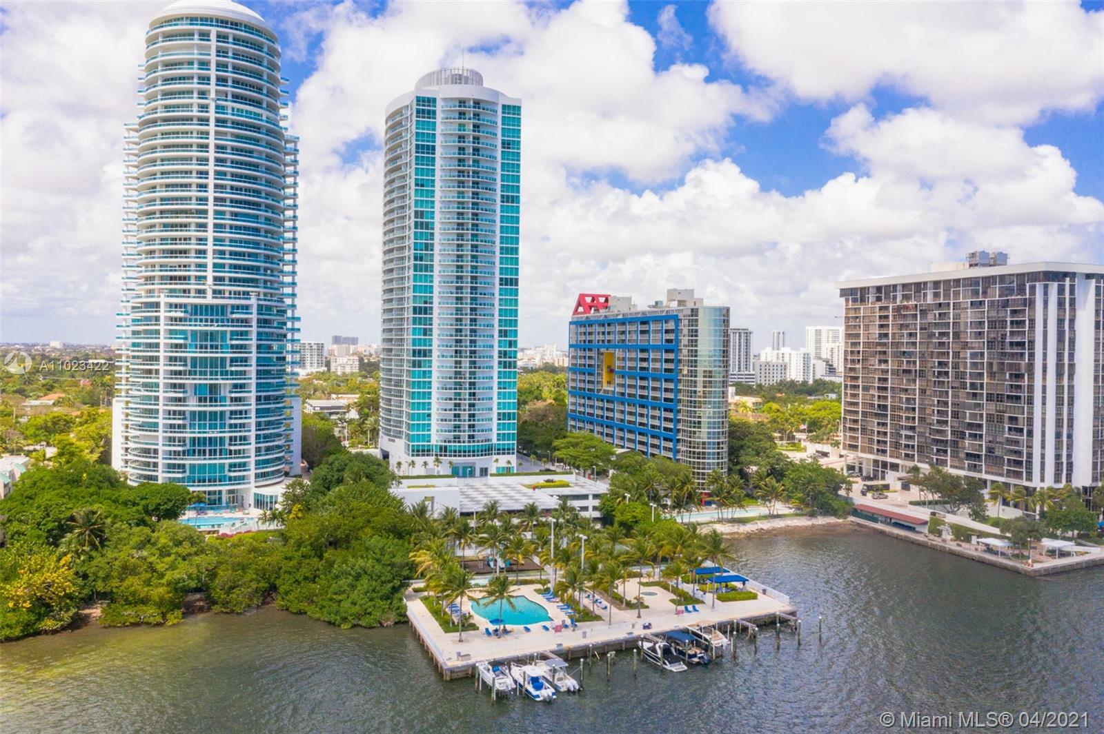 Property Photo:  2101 Brickell Ave 501  FL 33129 