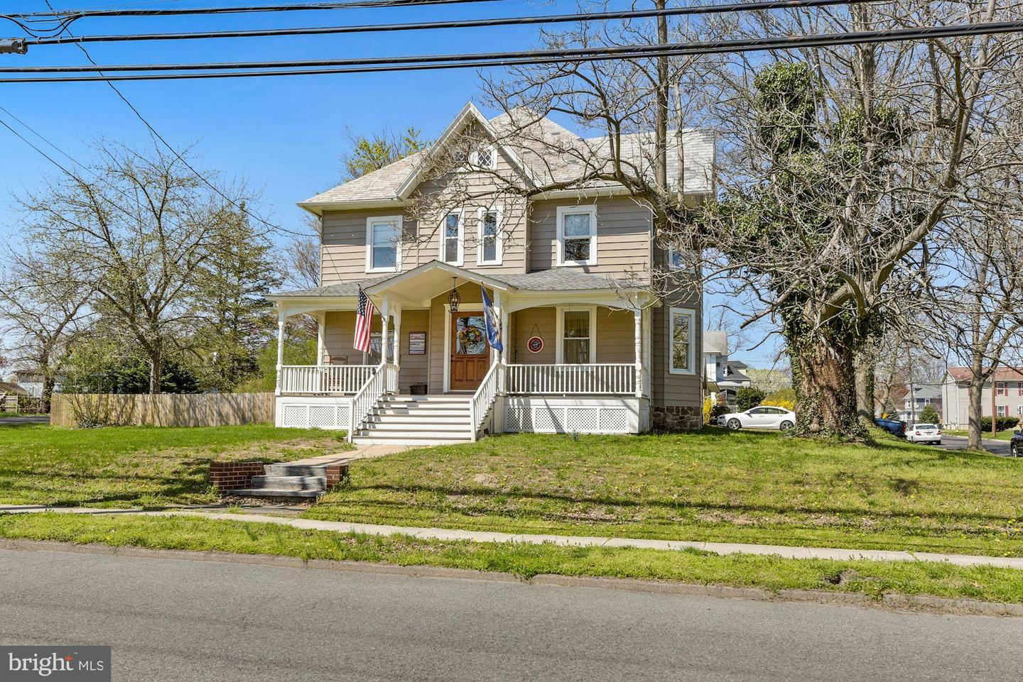 Property Photo:  401 W Evesham Avenue  NJ 08049 