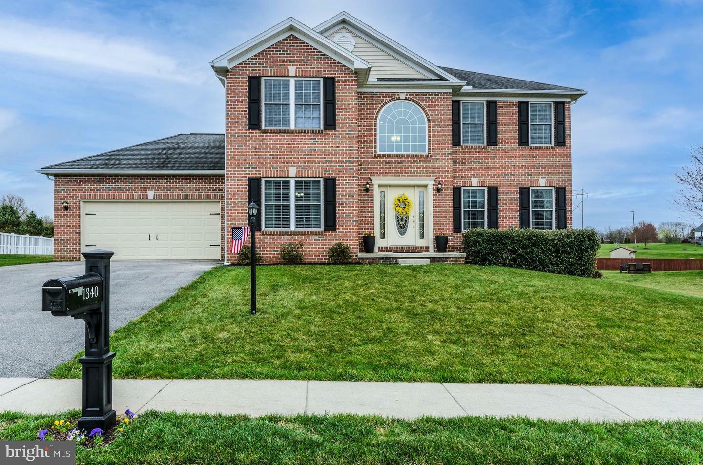 Property Photo: 1340 Saddleback Road PA 17408
