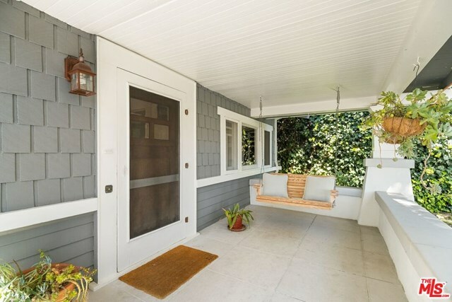 Property Photo:  2115 Rodney Drive  CA 90027 