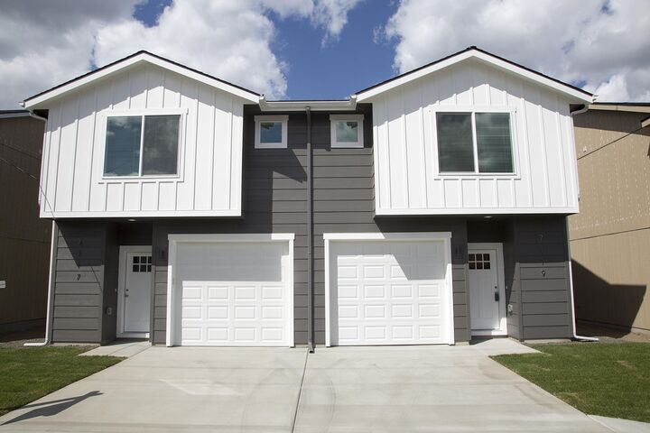 7117 E E Pacific Way  Spokane Valley WA 99212 photo